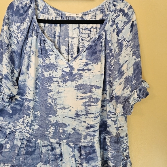 Blue Tie-Dye Women's Top - Picture 9 of 11